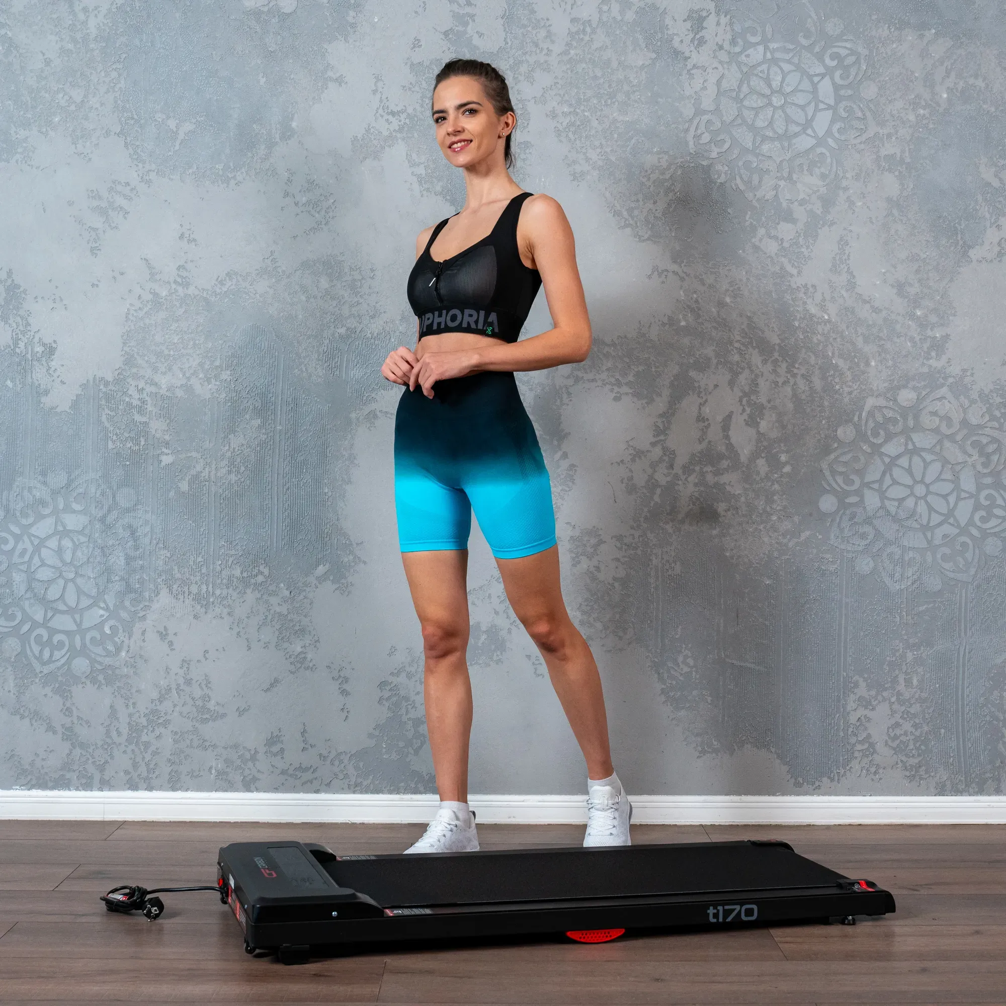 Беговая дорожка домашняя CARBON FITNESS T170
